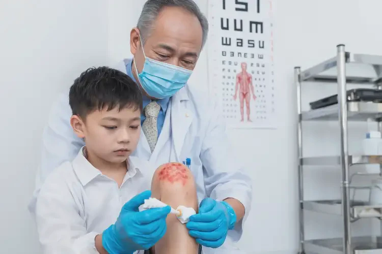 小孩小腿有濕疹能夠徹底治愈嗎(圖3)