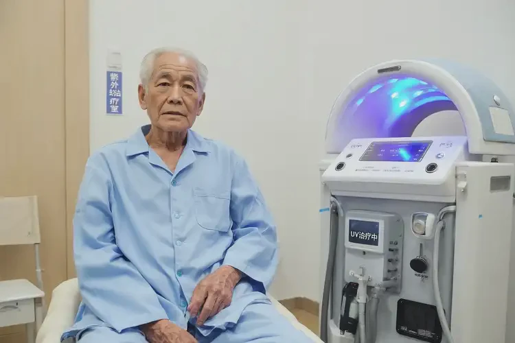 高齡老人肛周偶爾起濕疹能夠徹底治愈嗎(圖1)