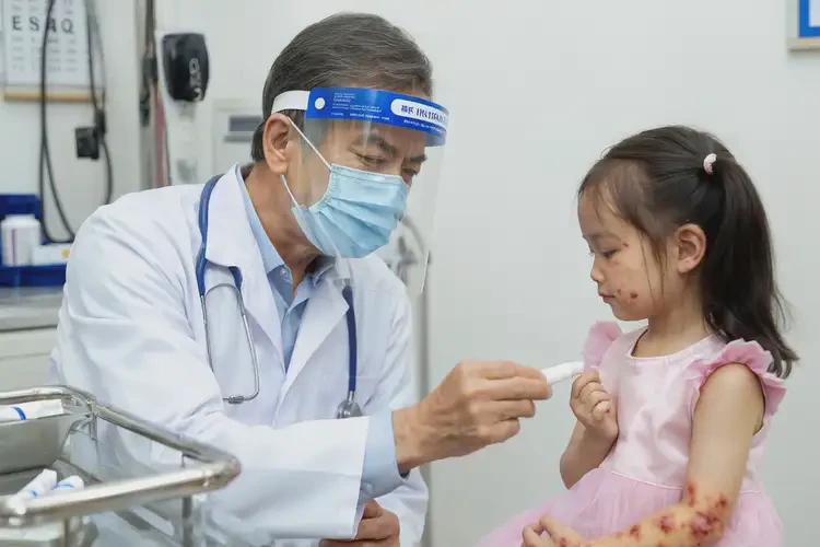 小孩全身長濕疹能徹底自愈嗎(圖3)