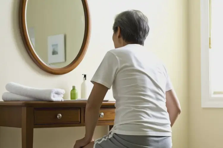 老人屁股上經(jīng)常起濕疹可不可以徹底自愈(圖2)