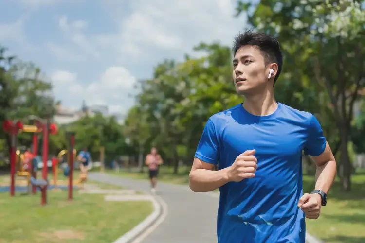 青少年全身長(zhǎng)濕疹不管它會(huì)自己好嗎(圖1)