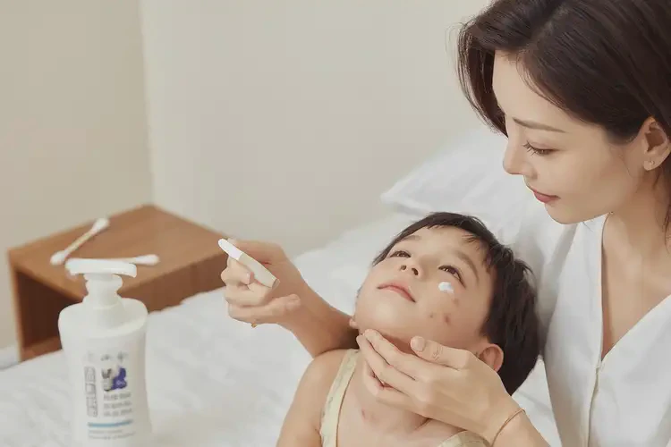 小兒脖子偶爾長濕疹可不可以徹底自愈(圖3)