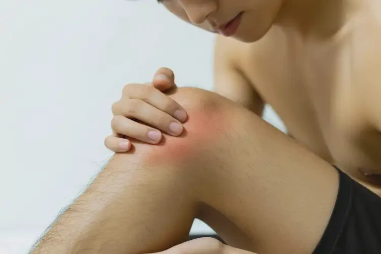 青年人大腿出現(xiàn)濕疹不管它會自己痊愈嗎(圖4)