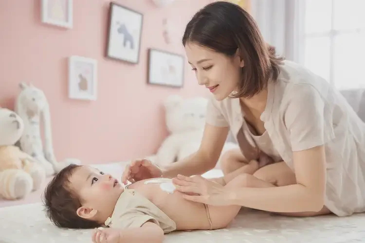 幼兒肚子上出濕疹不管它會(huì)自己痊愈嗎(圖3)