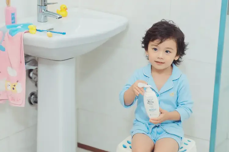 孩子全身出現(xiàn)濕疹可以徹底自愈嗎(圖2)