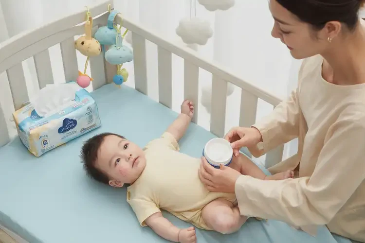 幼兒肚子上長(zhǎng)濕疹可以徹底自愈嗎(圖2)