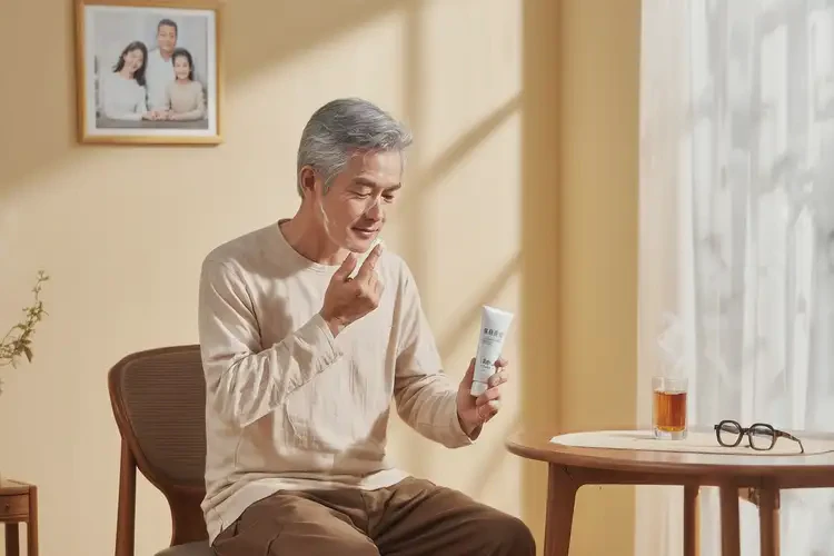 老人大腿长湿疹可以彻底自愈吗(图2)