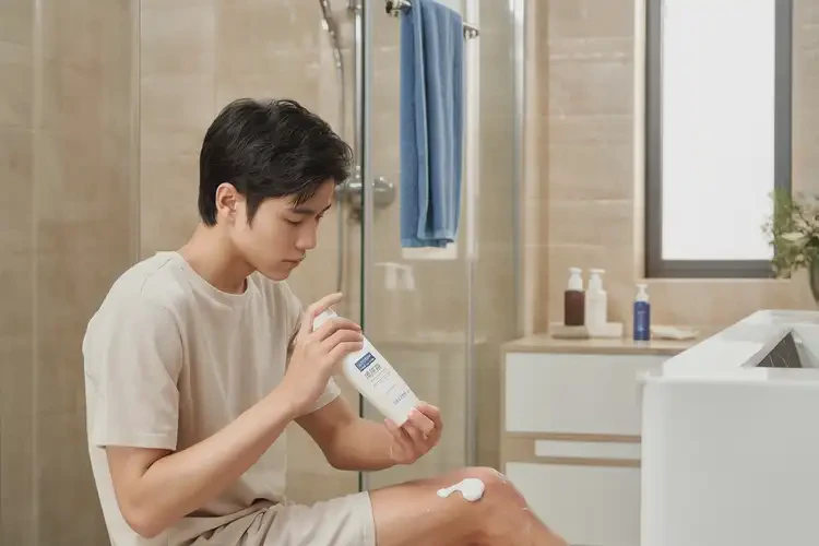 青少年大腿偶爾起濕疹可以徹底自愈嗎(圖3)