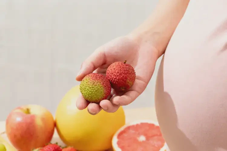 孕早期吃荔枝可以嗎(圖3)
