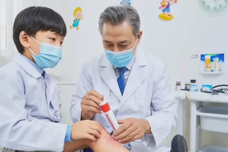 孩子大腿起濕疹可以徹底自愈嗎(圖3)