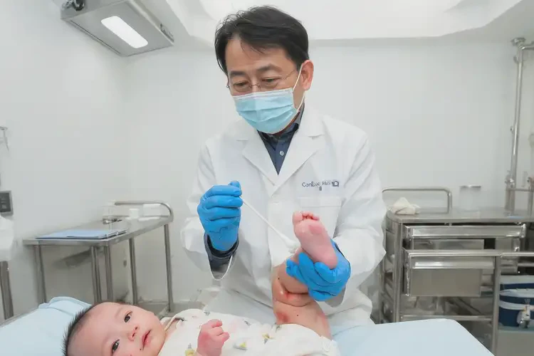 嬰兒小腿上經(jīng)常長(zhǎng)濕疹可以徹底自愈嗎(圖3)