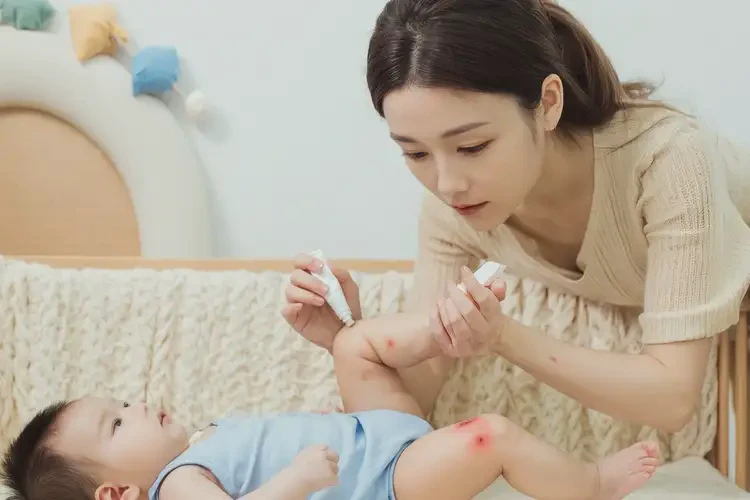 新生兒小腿上起濕疹能徹底自愈嗎(圖3)