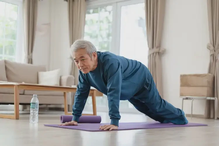 老年人肚子上偶爾起濕疹能夠徹底治愈嗎(圖1)