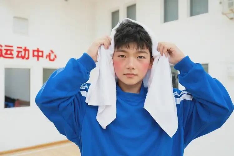 中學(xué)生屁股上偶爾長(zhǎng)濕疹能靠自己自愈嗎(圖3)