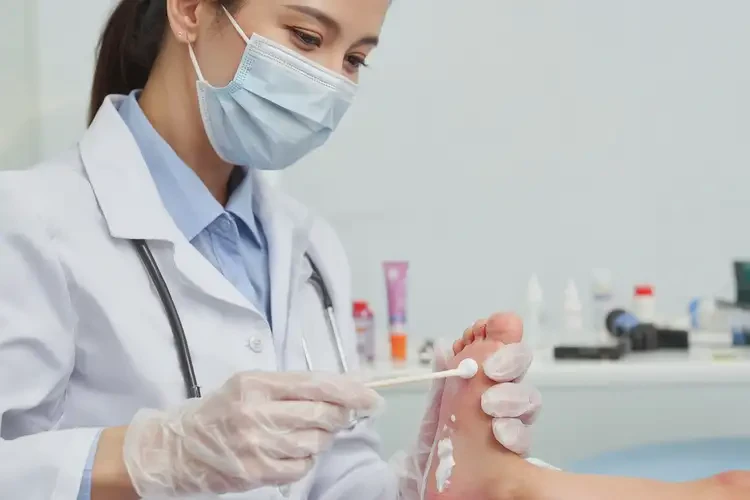 幼兒腳上偶爾起濕疹不管它會自己好嗎(圖3)