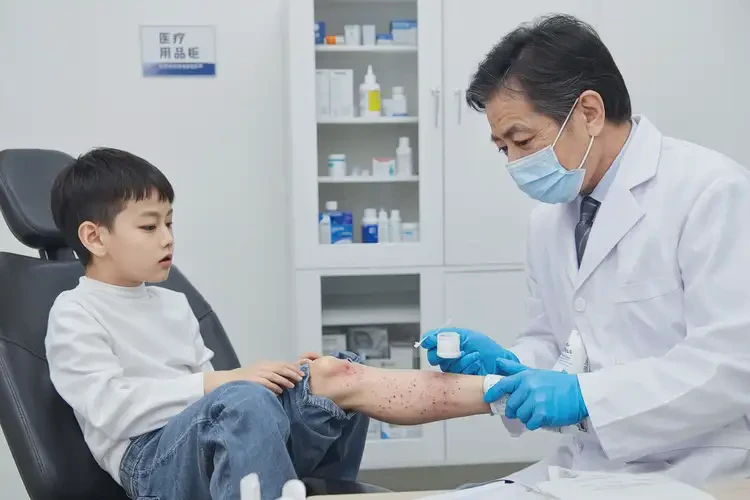 小兒大腿上起濕疹能夠徹底治愈嗎(圖3)