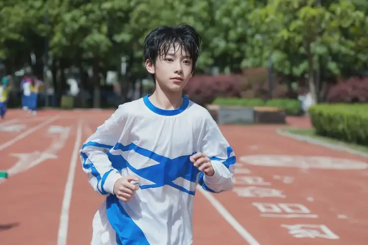 中學(xué)生大腿上容易起濕疹可不可以徹底自愈(圖2)