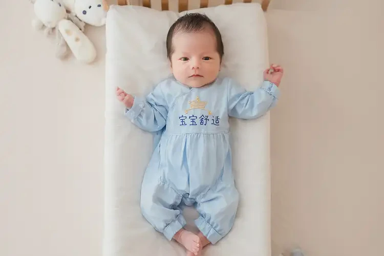 新生兒大腿經(jīng)常長濕疹可以徹底自愈嗎(圖2)