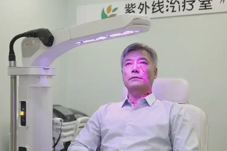 男人脖子起濕疹可以徹底自愈嗎(圖2)