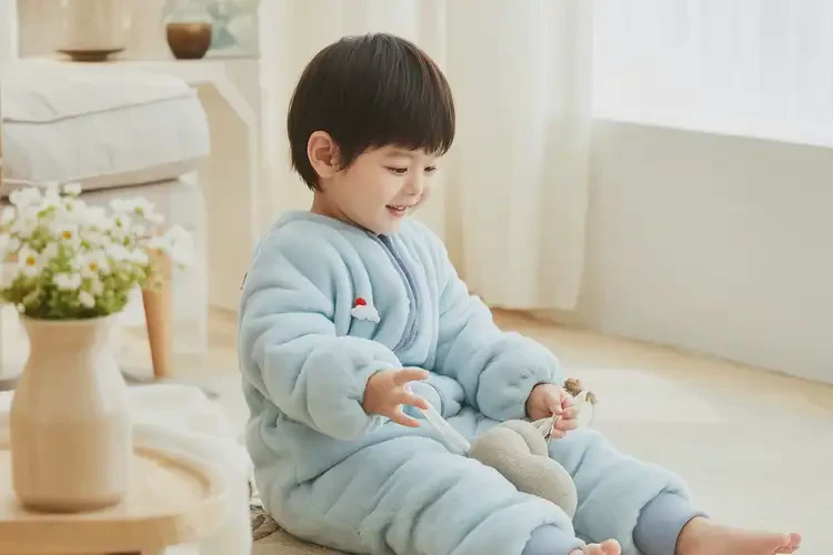 儿童全身出现湿疹可不可以彻底自愈(图2)