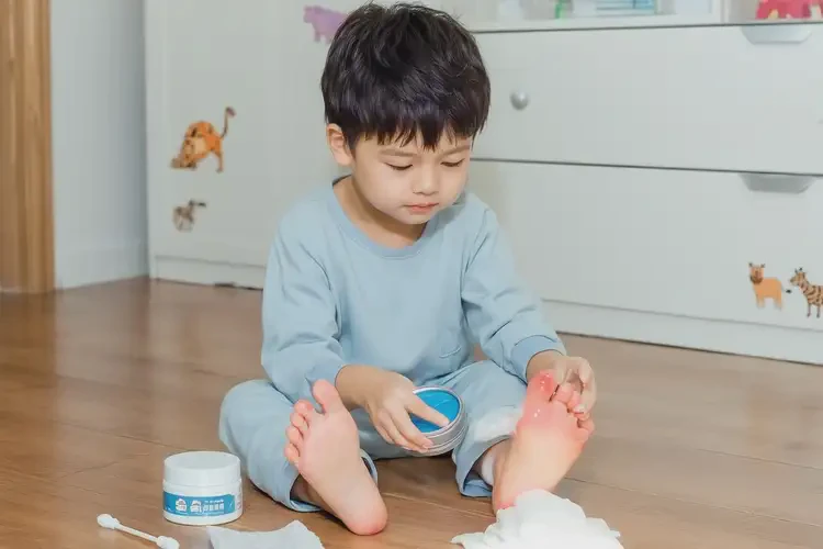 小兒腳上長(zhǎng)濕疹能靠自己自愈嗎(圖3)