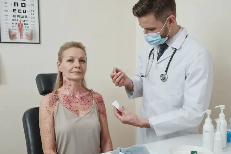 女性脖子上经常起湿疹不管它会自己好吗(图3)