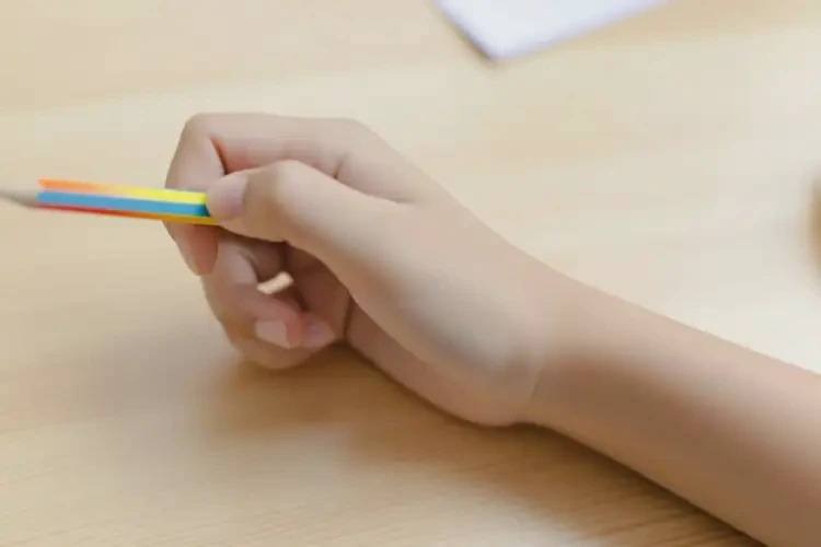 青少年手上偶爾長(zhǎng)濕疹可以徹底自愈嗎(圖2)