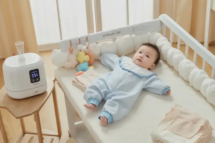 嬰兒脖子經(jīng)常起濕疹能夠徹底治愈嗎(圖1)