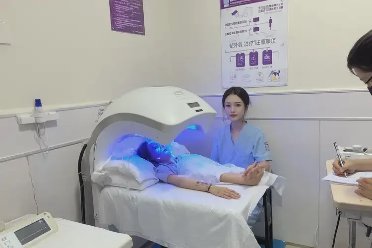 女人手上容易長濕疹可不可以徹底自愈(圖1)