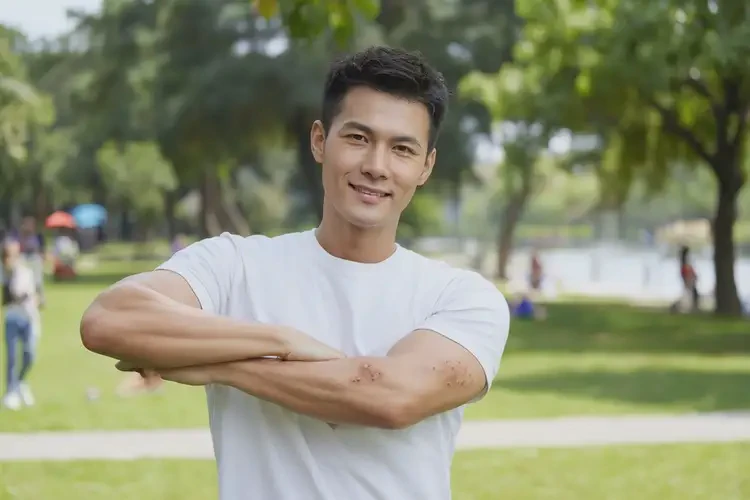 青年人身上出濕疹能不能徹底自愈(圖2)