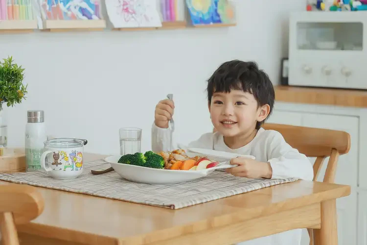 小孩小腿容易長濕疹能靠自己自愈嗎(圖1)