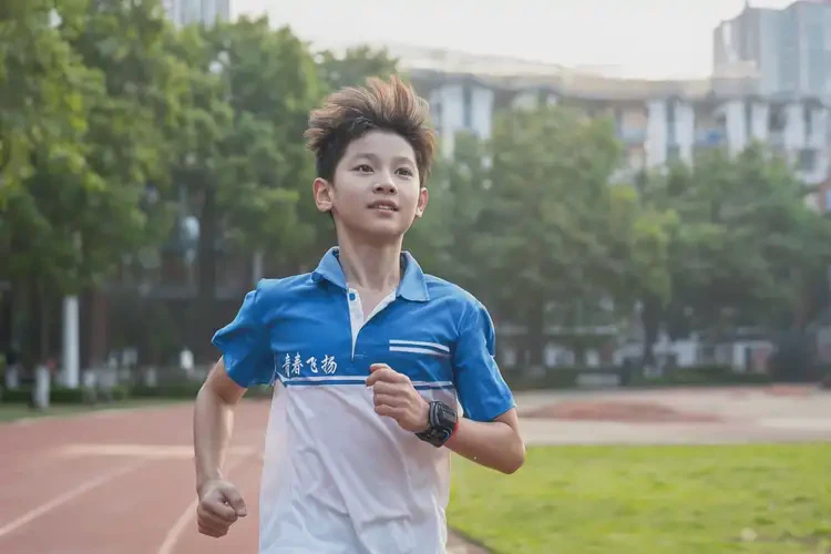 中學(xué)生腳上經(jīng)常起濕疹能徹底自愈嗎(圖1)