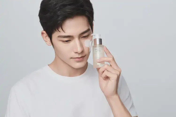 男生脖子上容易長濕疹不管它會(huì)自己自愈嗎(圖3)