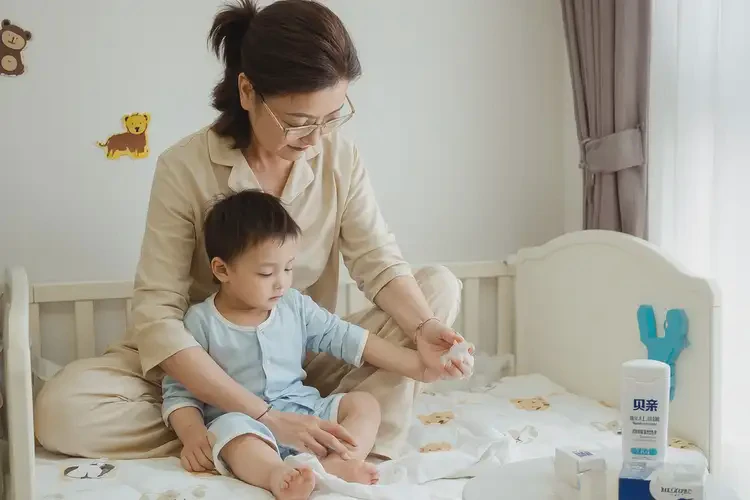 小兒手臂容易長濕疹不管它會自己自愈嗎(圖3)