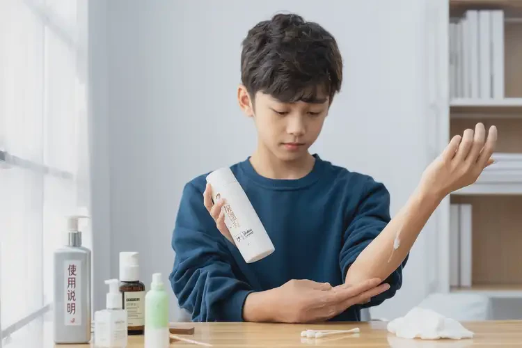 大學(xué)生身上出濕疹不管它會(huì)自己自愈嗎(圖2)