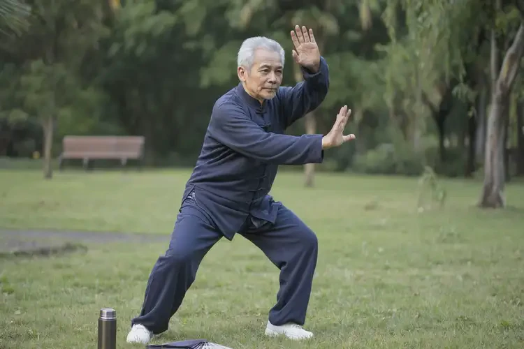 高齡老人屁股經(jīng)常起濕疹不管它會自己好嗎(圖1)