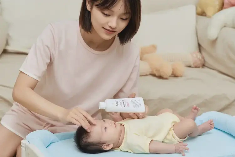 新生兒全身起濕疹不管它會自己好嗎(圖3)