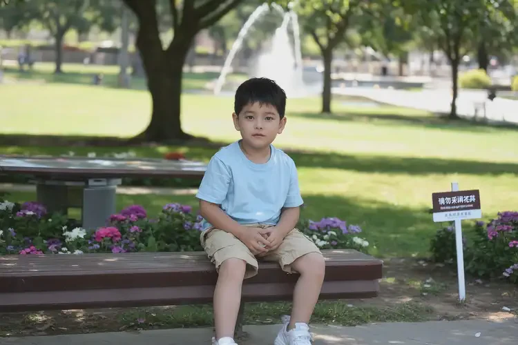 兒童大腿上出濕疹可以徹底自愈嗎(圖1)