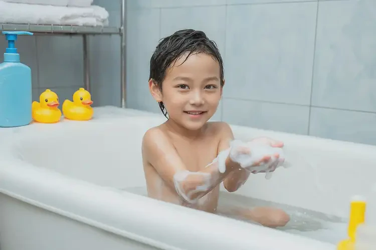 兒童小腿上偶爾起濕疹可以徹底自愈嗎(圖2)