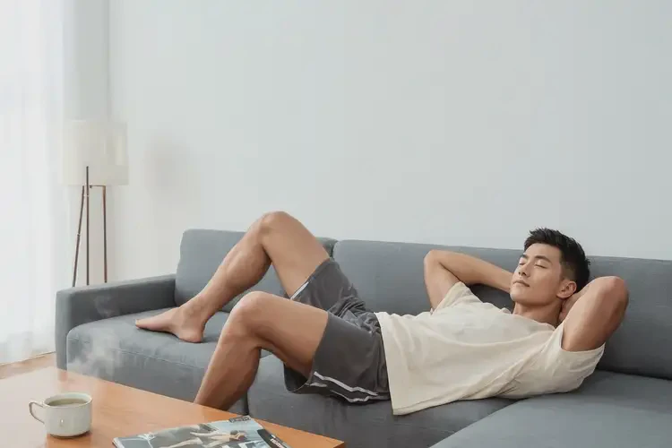 男生肚子上偶尔长湿疹可不可以彻底自愈(图1)