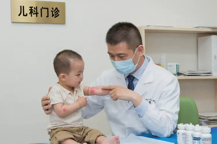 小兒屁股上出現(xiàn)濕疹可以徹底自愈嗎(圖2)