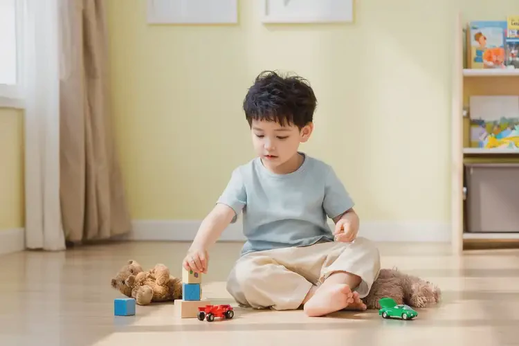 小兒大腿偶爾長濕疹可不可以徹底自愈(圖1)