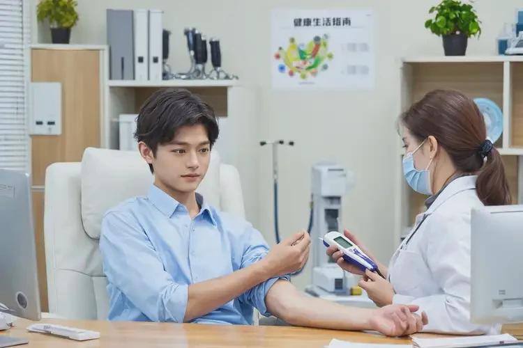 年轻人下午血糖10(图1)