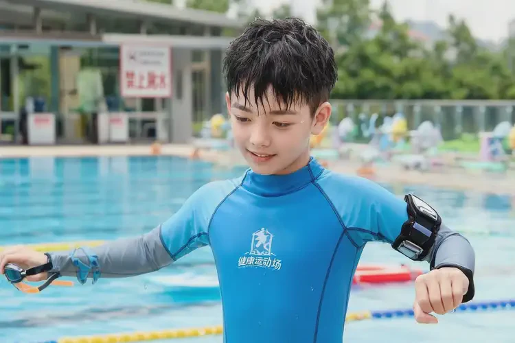 青少年脖子經(jīng)常長(zhǎng)濕疹能不能徹底自愈(圖1)