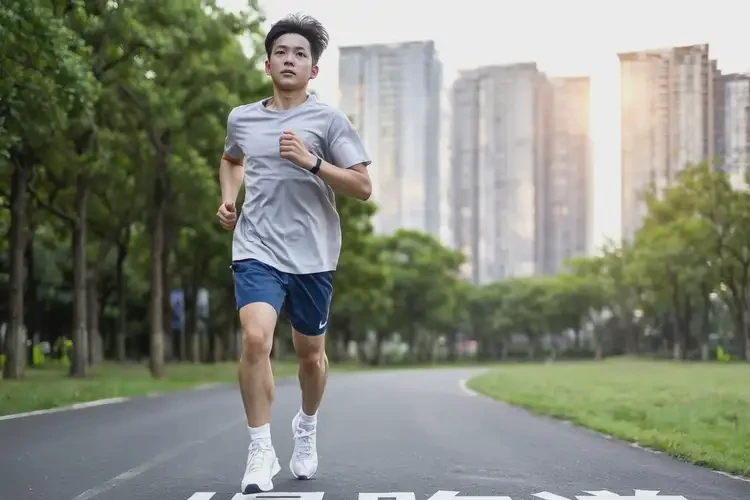 青少年晚餐血糖28(圖1)