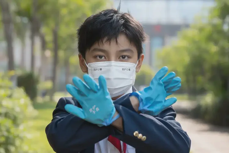 中學(xué)生臉上長(zhǎng)濕疹可不可以徹底自愈(圖2)