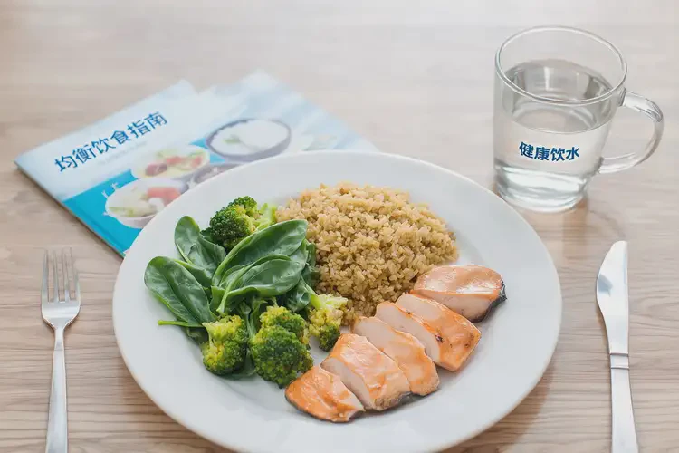 女性中餐血糖10點7是糖尿病嗎(圖1)