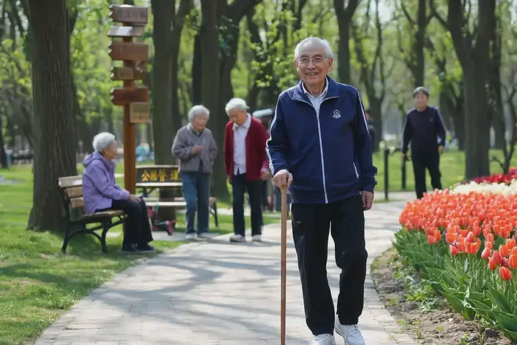 老年人中午血糖20點(diǎn)9意味著什么(圖1)