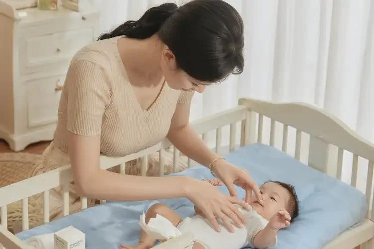 嬰兒全身經(jīng)常起濕疹可不可以徹底自愈(圖2)