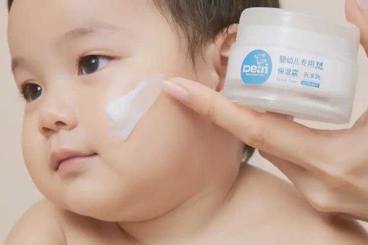 嬰幼兒肛周長(zhǎng)濕疹可不可以徹底自愈(圖1)